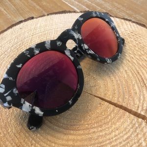 DIFF eyewear in Dime